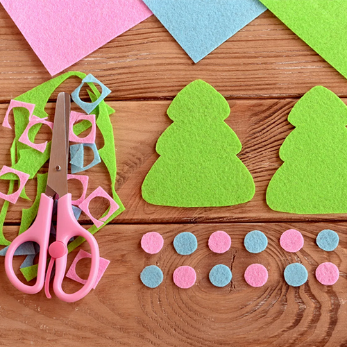 Spotty Dotty Christmas Tree | KCS School Supplies